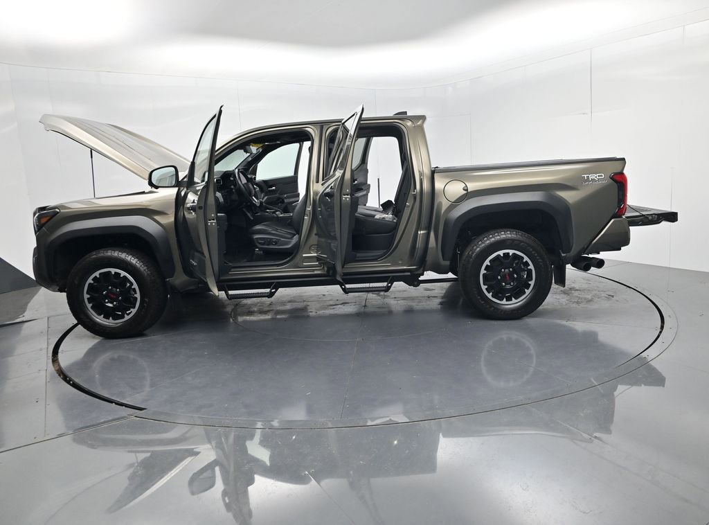 Used 2024 Toyota Tacoma TRD Off-Road w/ TRD Off Road Premium Package AWD/4WD image 68