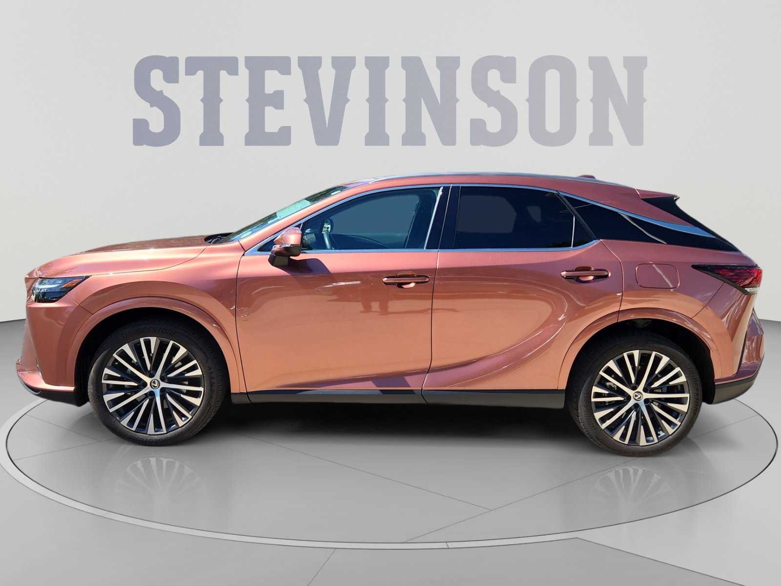 Used 2023 Lexus RX 350 w/ Cold Area Package AWD/4WD image 2