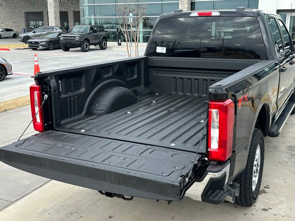 New 2026 Ford F250 XLT w/ FX4 Off-Road Package image 56