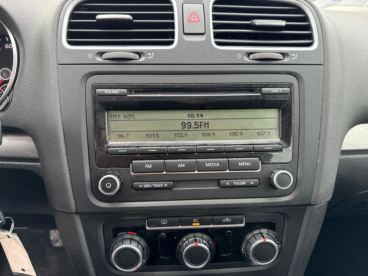 Used 2011 Volkswagen Golf 4-Door image 13