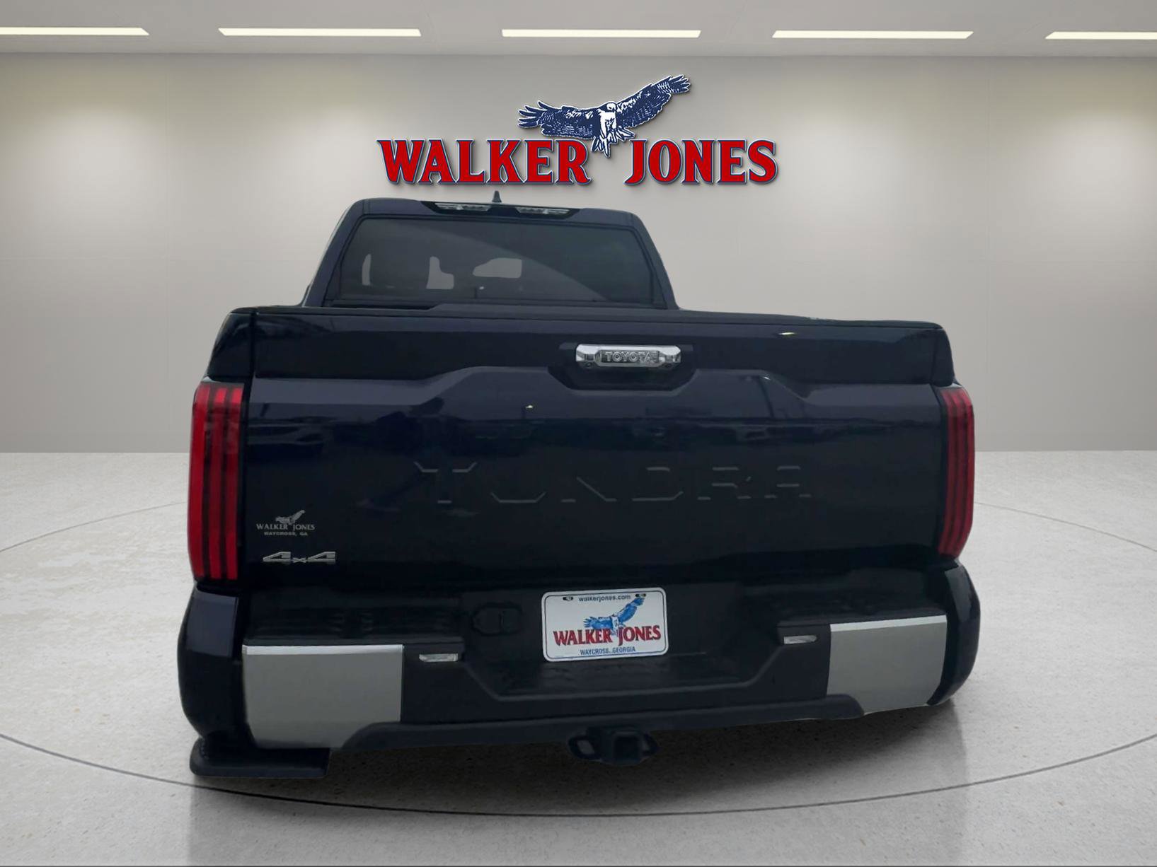 Used 2025 Toyota Tundra Limited image 5