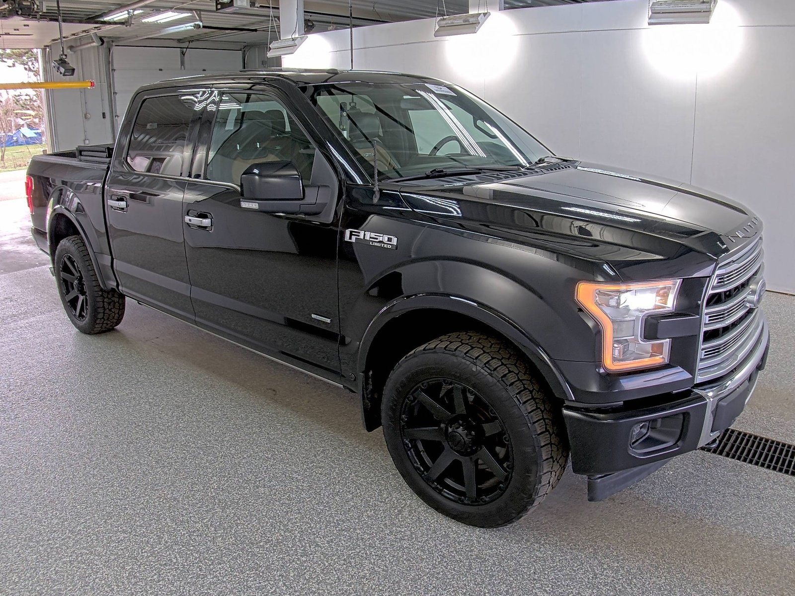Used 2017 Ford F150 Limited AWD/4WD image 5