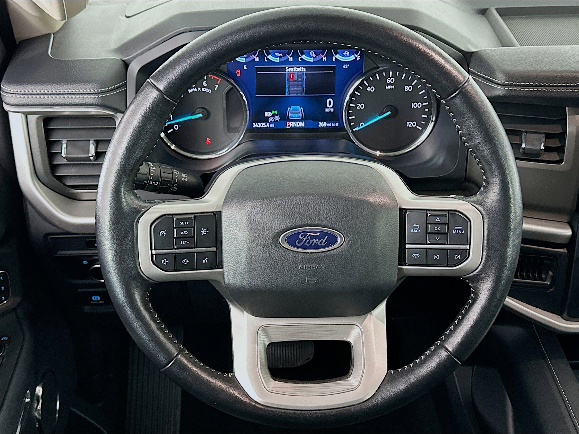 Used 2024 Ford Expedition XLT image 18