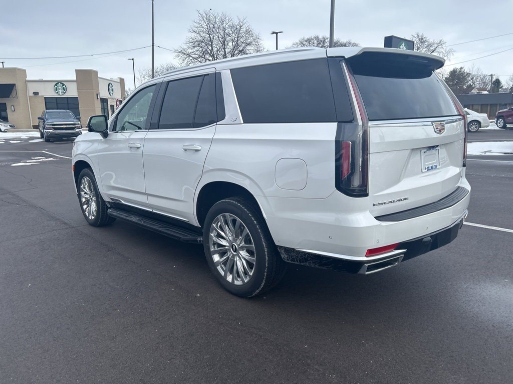 Used 2021 Cadillac Escalade Premium Luxury w/ Performance Package image 7
