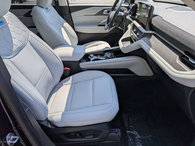 New 2026 Ford Explorer Platinum w/ LUX Leather Package AWD/4WD image 22