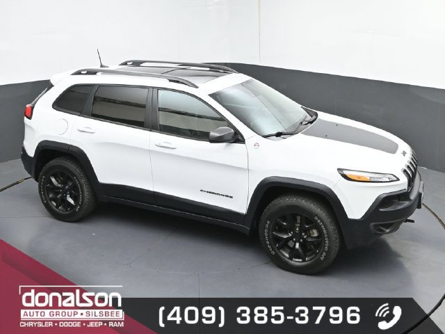 Used 2018 Jeep Cherokee Trailhawk w/ Quick Order Package 27L AWD/4WD image 18