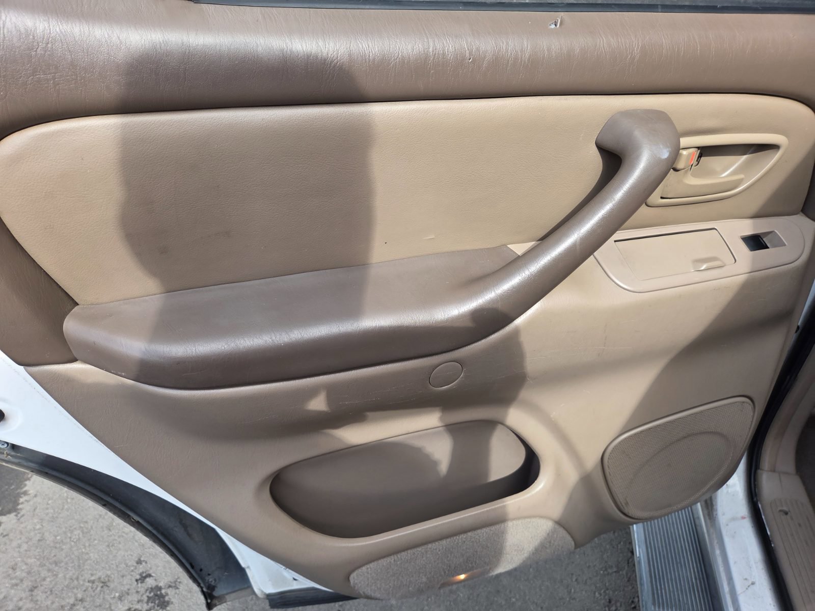 Used 2002 Toyota Sequoia SR5 RWD image 6
