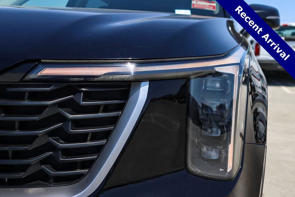 Used 2024 Kia Sorento LX FWD image 7