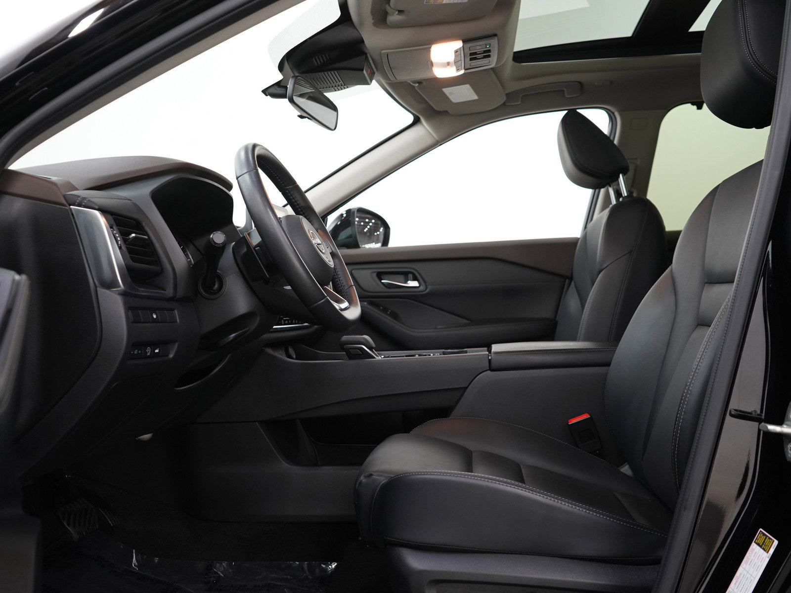 Used 2023 Nissan Rogue SV w/ SV Premium B Package AWD/4WD image 24