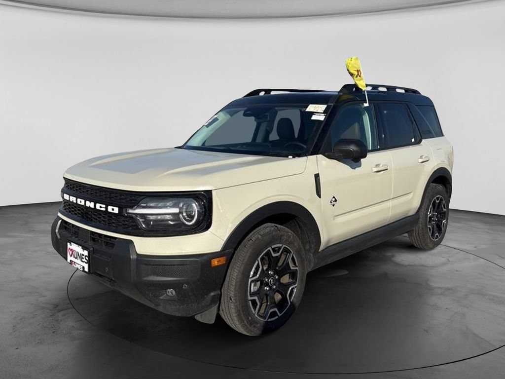 Used 2025 Ford Bronco Sport Outer Banks w/ Outer Banks Tech Package+ AWD/4WD image 6
