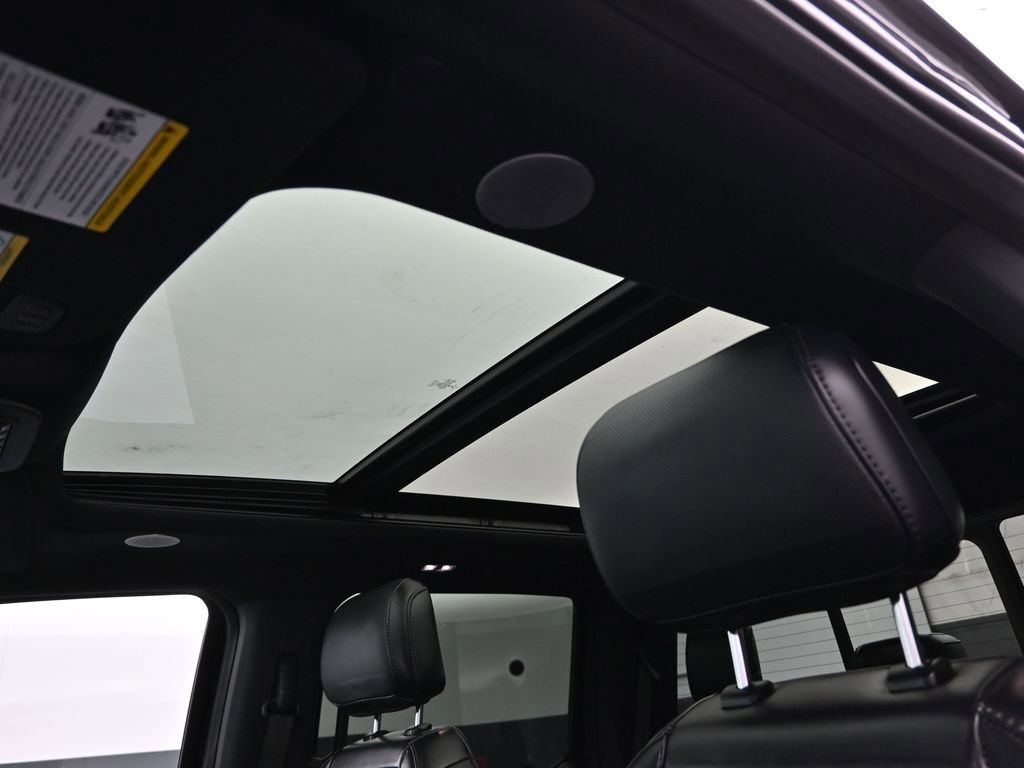 Used 2022 Ford F150 Raptor w/ Equipment Group 801A High image 9