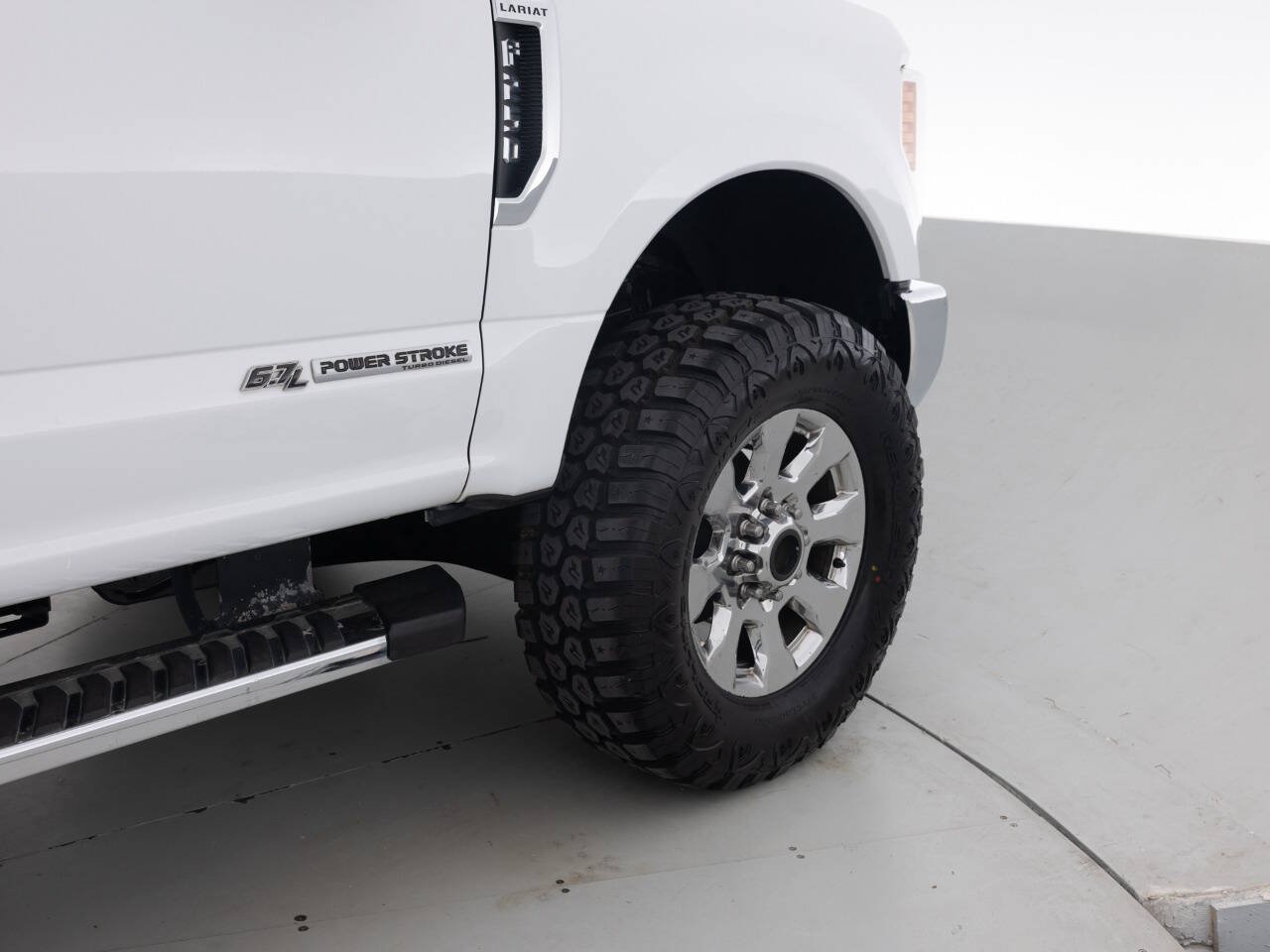 Used 2019 Ford F250 Lariat w/ Lariat Ultimate Package AWD/4WD image 19