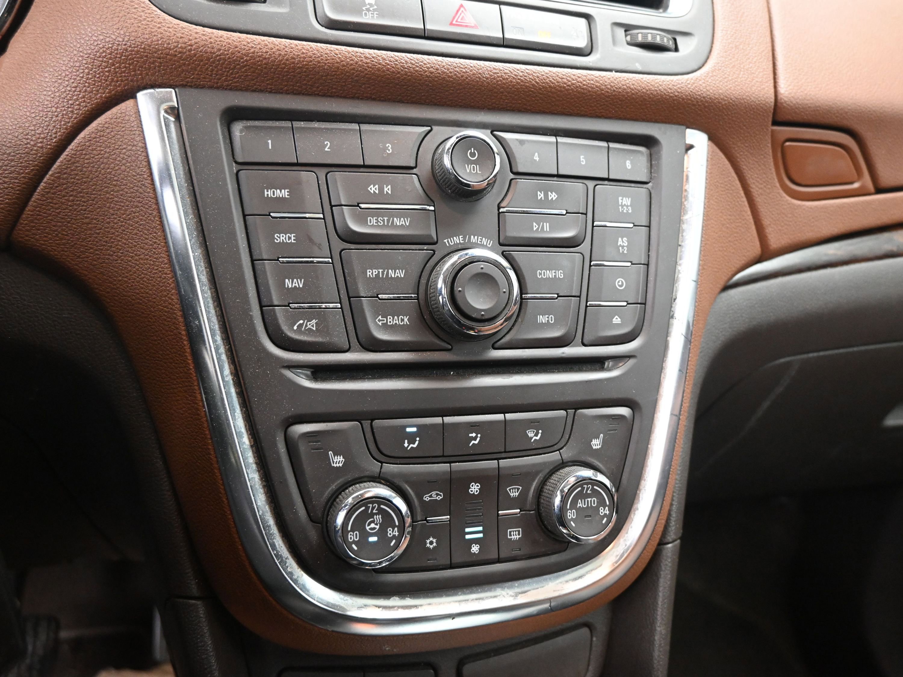 Used 2015 Buick Encore Premium w/ Experience Buick Package image 12