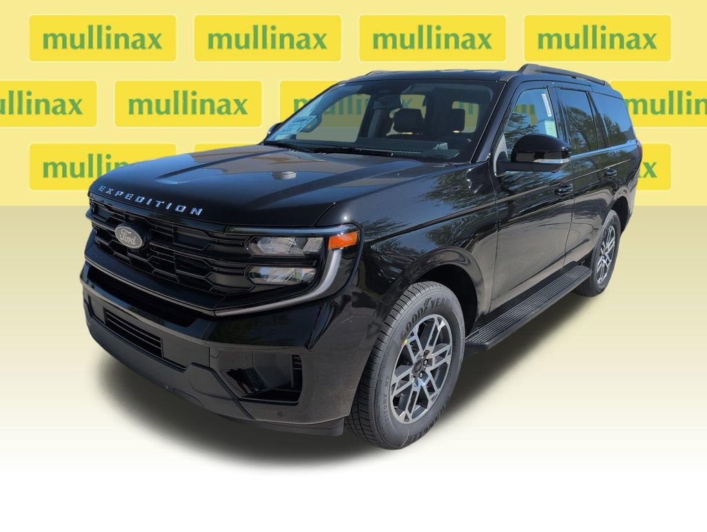 New 2026 Ford Expedition Active image 12