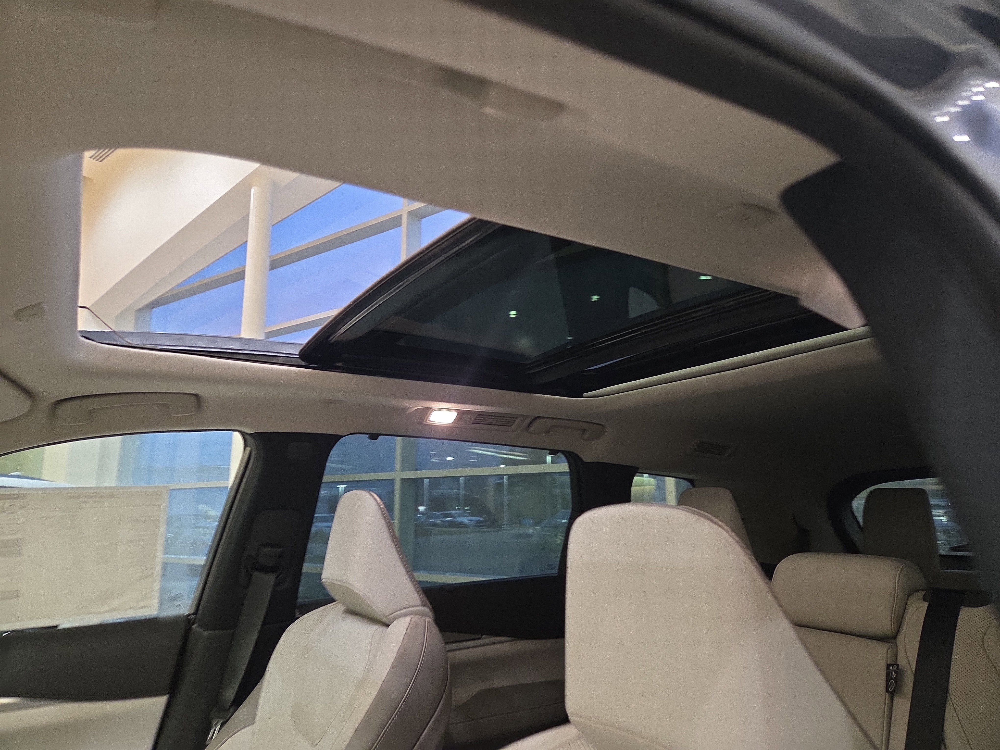 New 2026 INFINITI QX60 Luxe w/ Cargo Package image 6