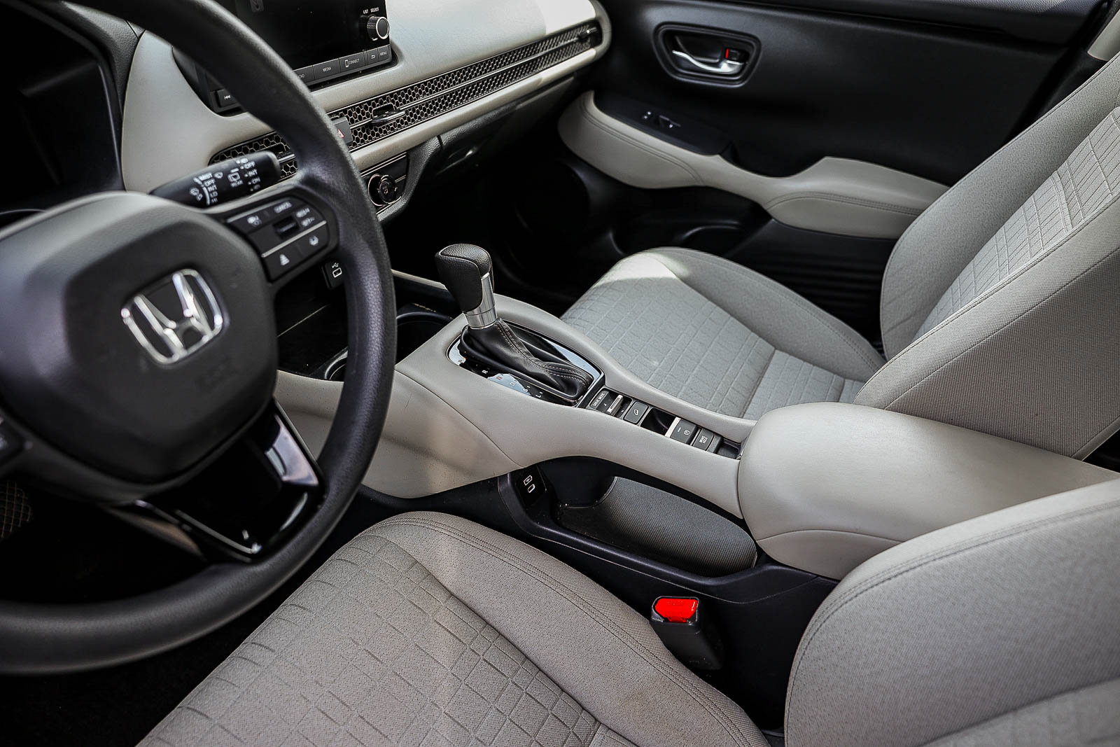 Certified 2024 Honda HR-V LX image 24