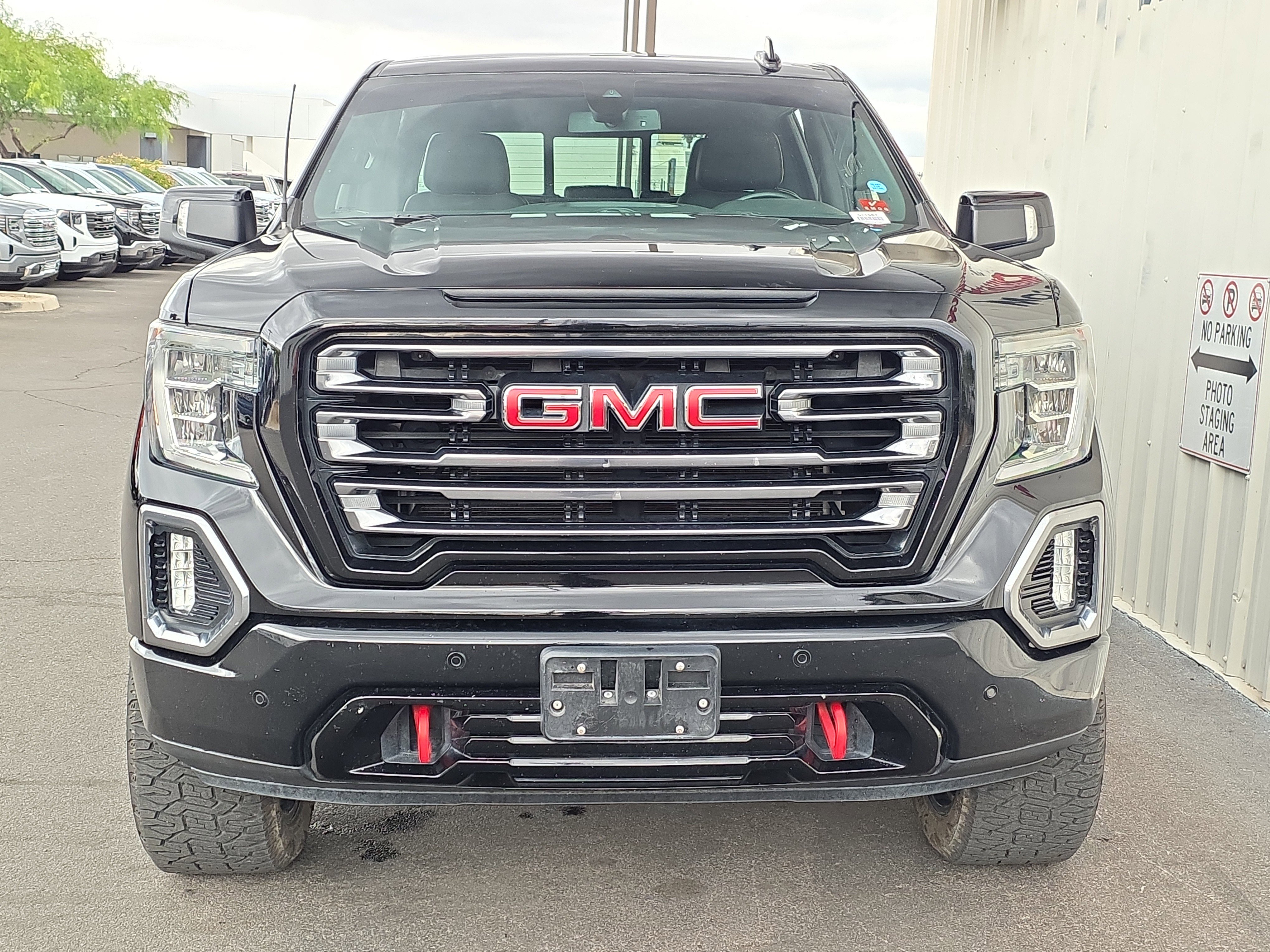 Used 2019 GMC Sierra 1500 AT4 w/ AT4 Premium Package AWD/4WD image 2