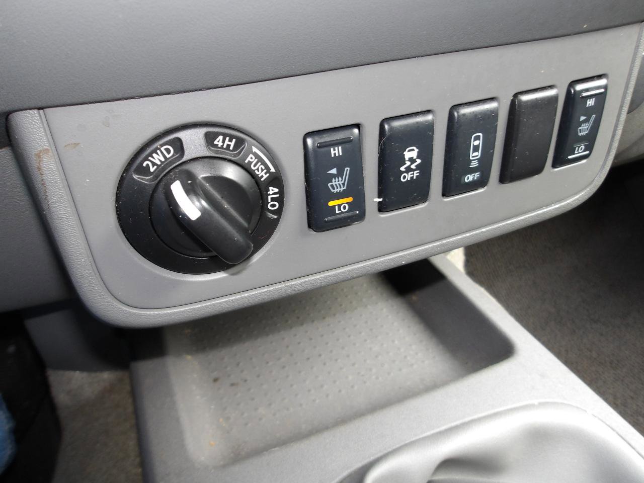 Used 2016 Nissan Frontier SV AWD/4WD image 20