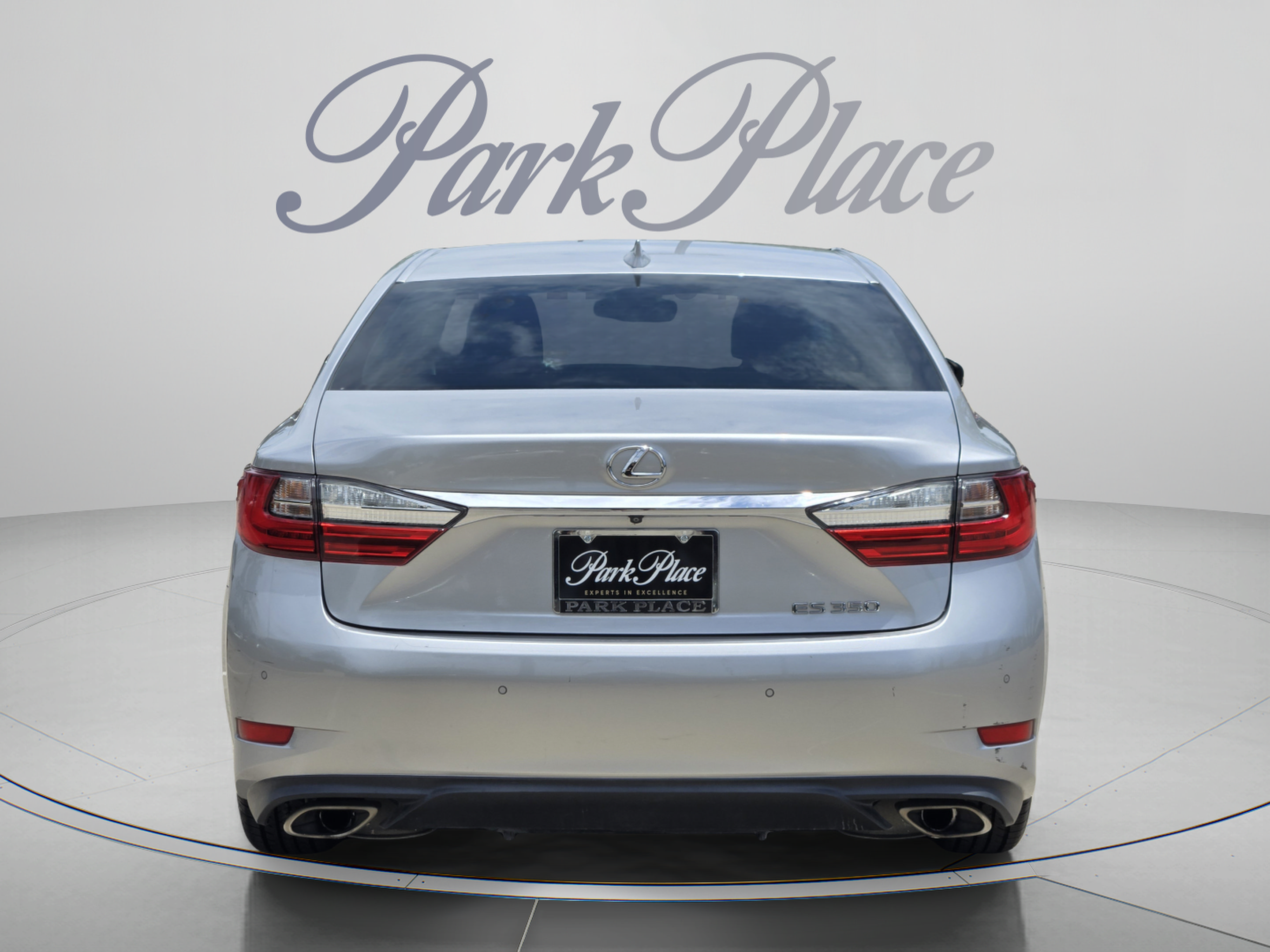 Used 2017 Lexus ES 350 w/ Luxury Package FWD image 4