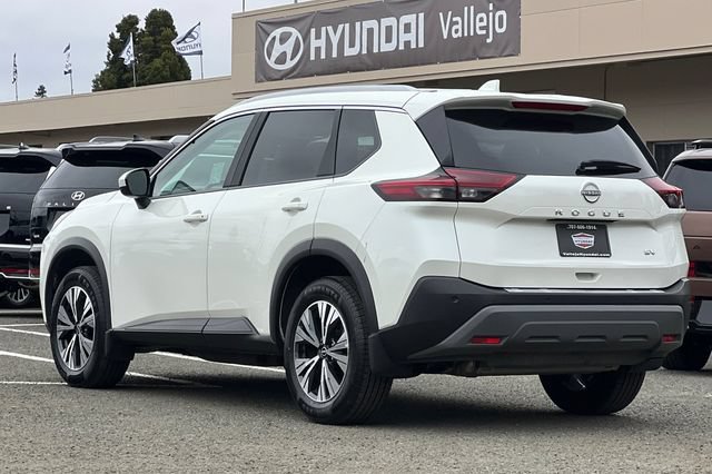 Used 2023 Nissan Rogue SV w/ SV Premium B Package FWD image 8