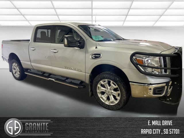 Used 2019 Nissan Titan SV w/ SV Convenience Package AWD/4WD image 9