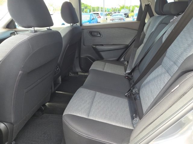 Used 2021 Nissan Rogue S AWD/4WD image 17