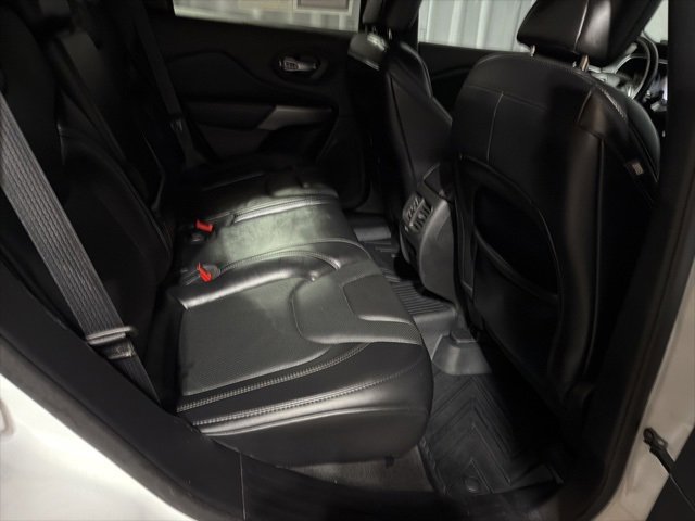 Used 2021 Jeep Cherokee Latitude Lux w/ Comfort/Convenience Group image 20