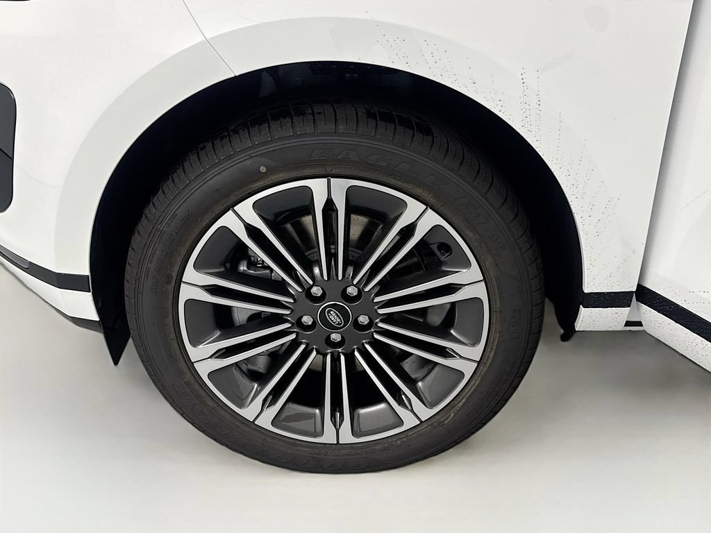 New 2026 Land Rover Range Rover Evoque S AWD/4WD image 31