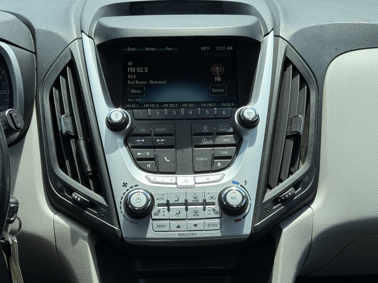 Used 2013 Chevrolet Equinox LTZ FWD image 17