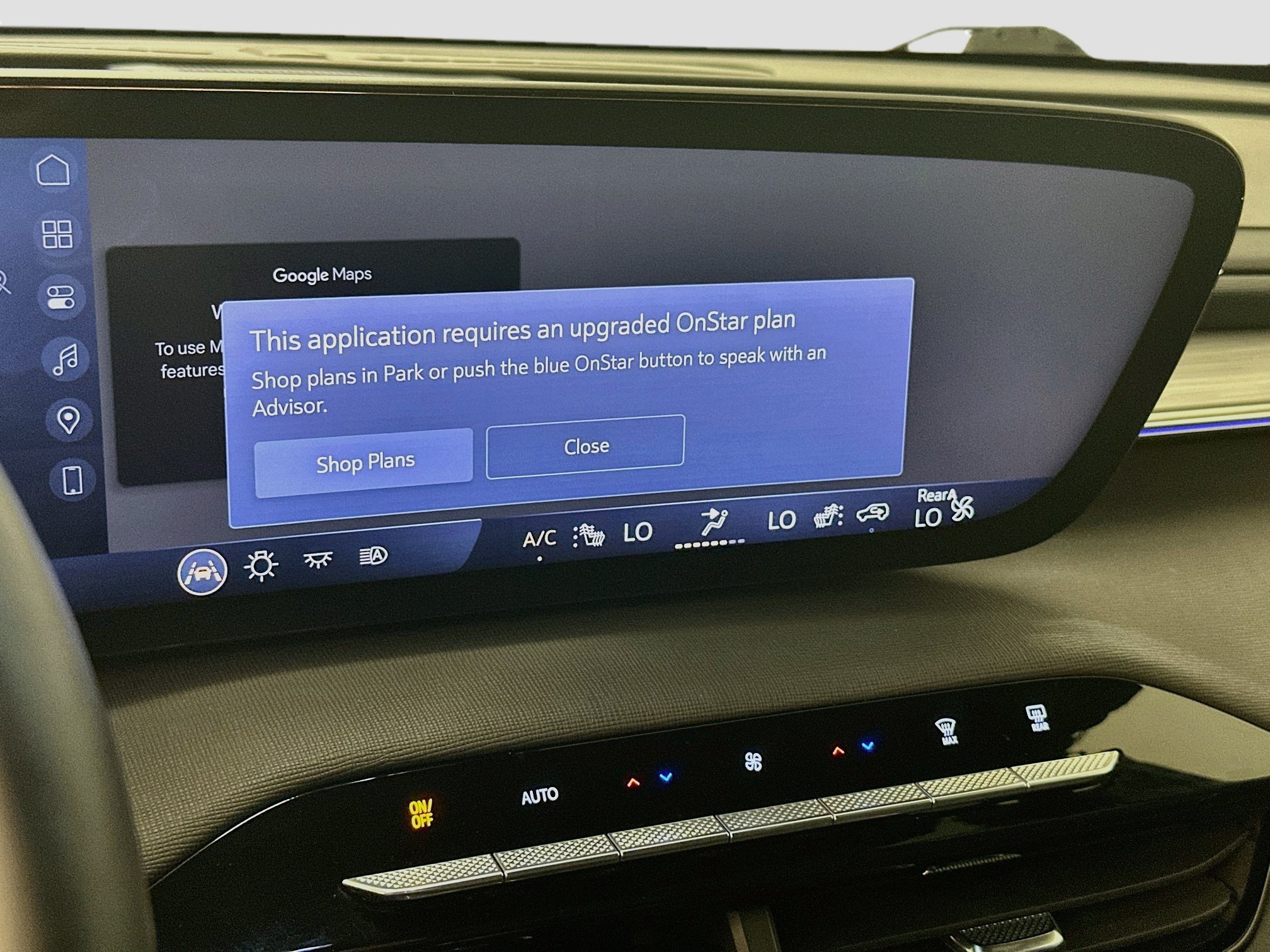Used 2025 Buick Enclave Preferred AWD/4WD image 22
