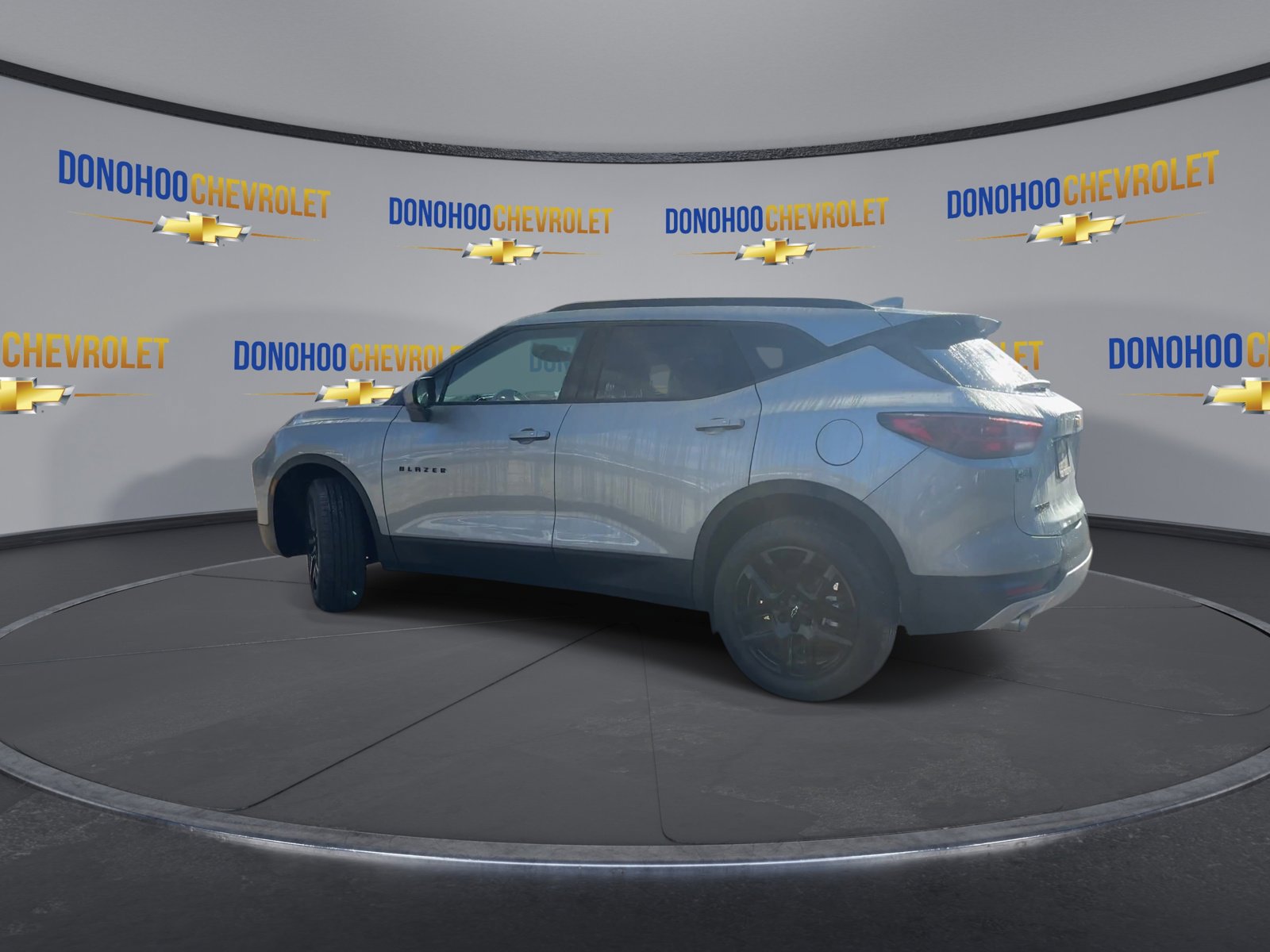 Used 2025 Chevrolet Blazer LT w/ Convenience Package image 9