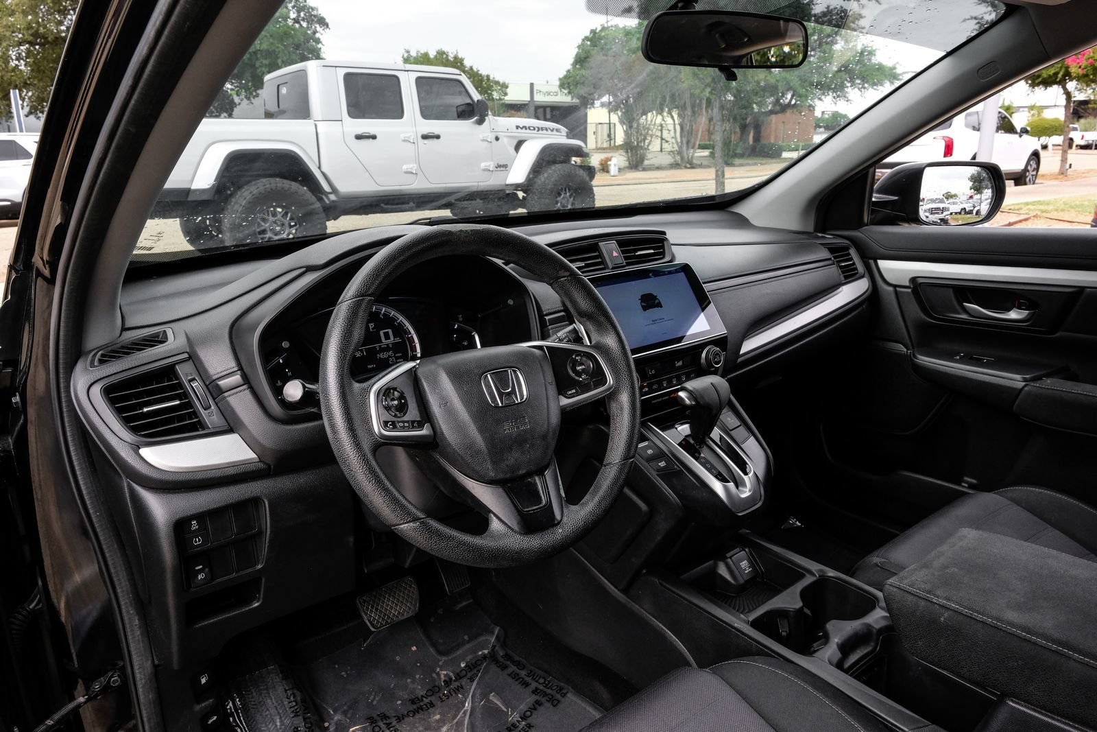 Used 2019 Honda CR-V LX image 3