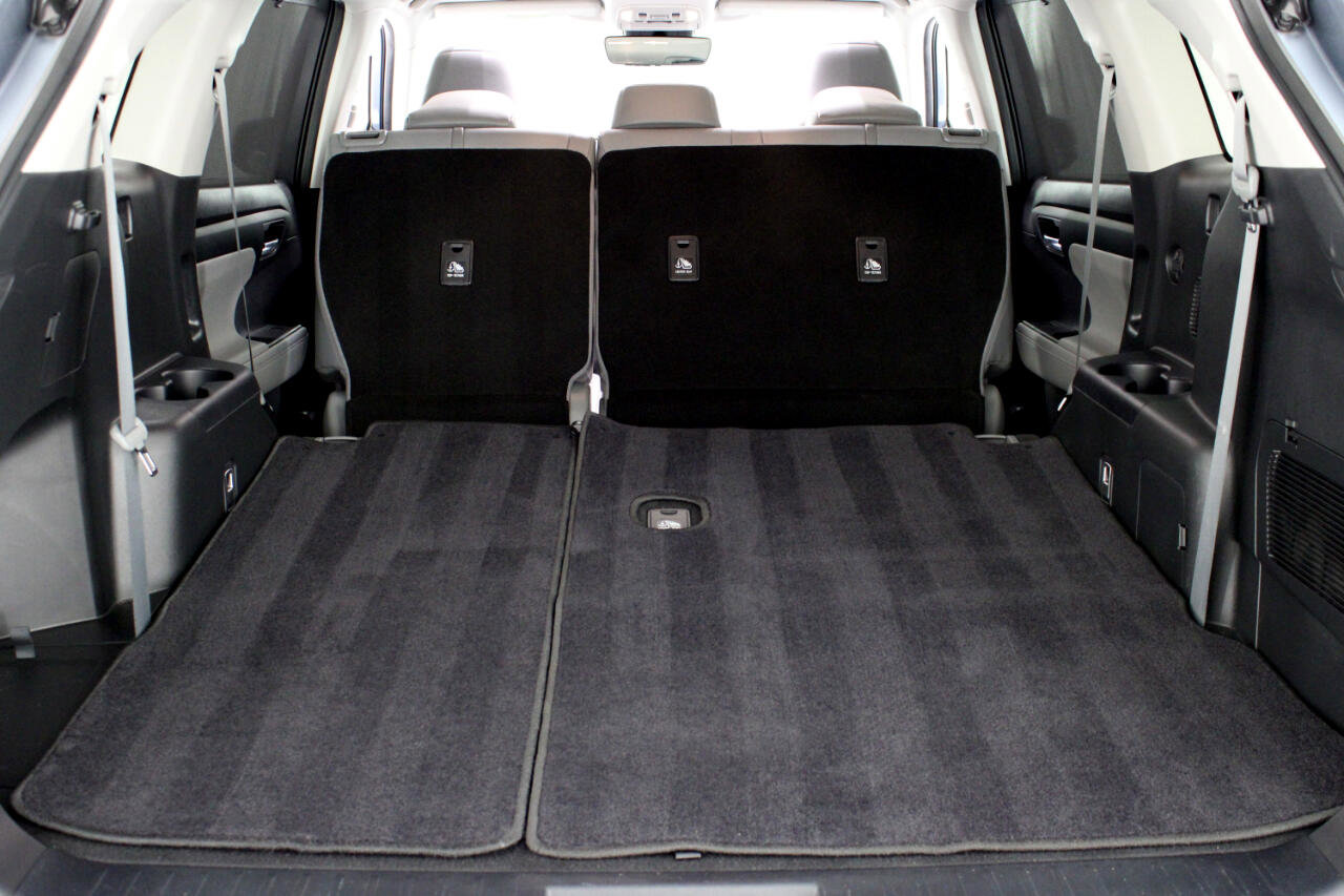 Used 2021 Toyota Highlander XLE image 74