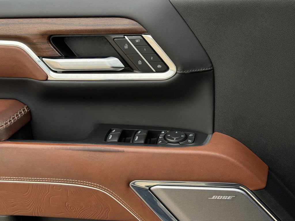 Used 2024 GMC Sierra 2500 Denali Ultimate AWD/4WD image 23