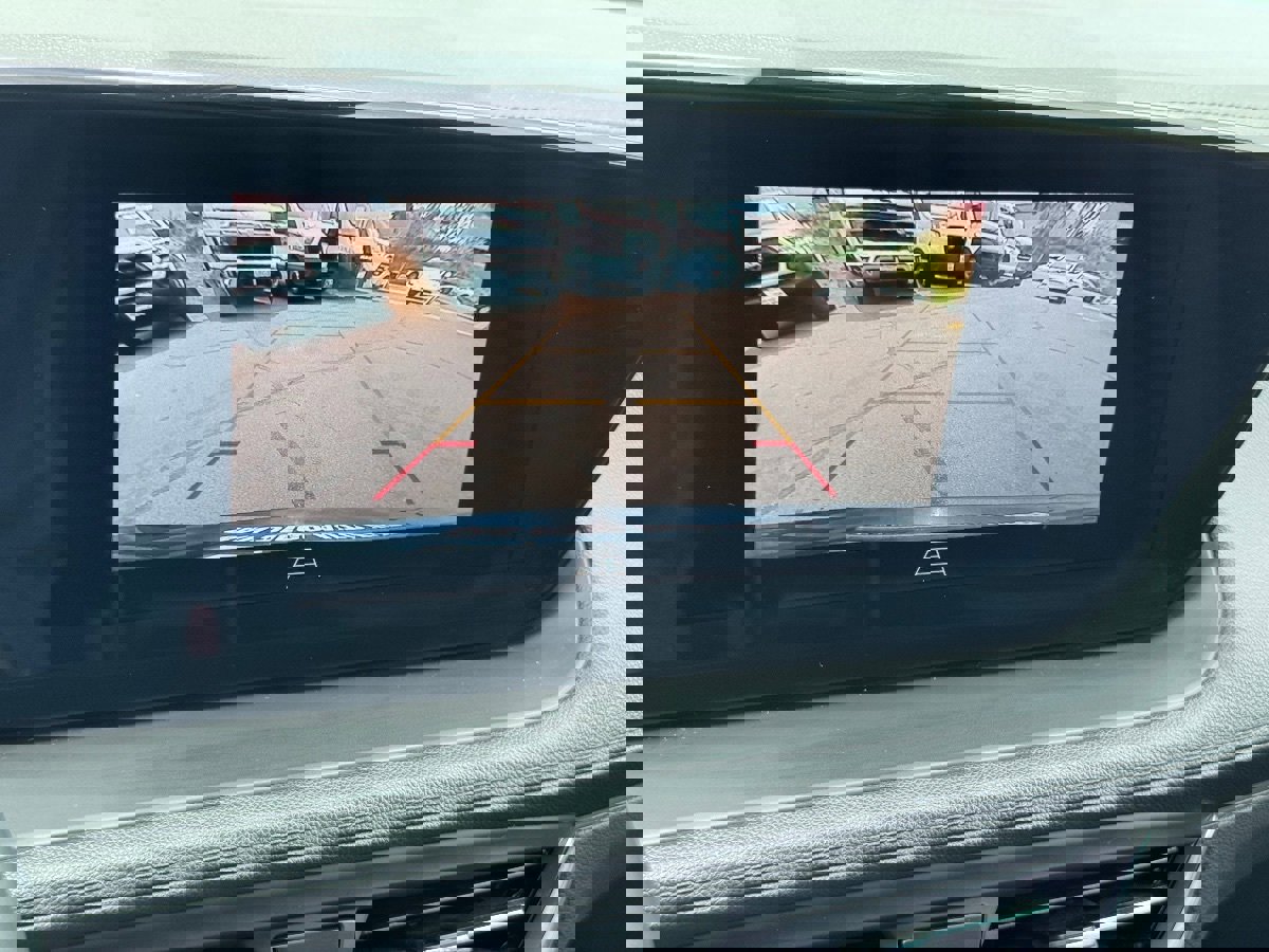 Used 2024 Buick Encore GX Sport Touring w/ Comfort Package image 31