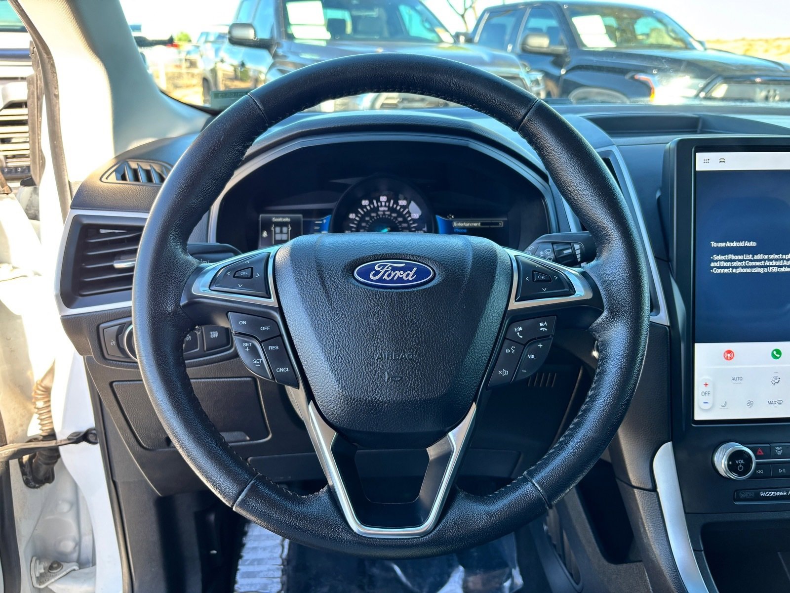 Used 2022 Ford Edge SEL image 19