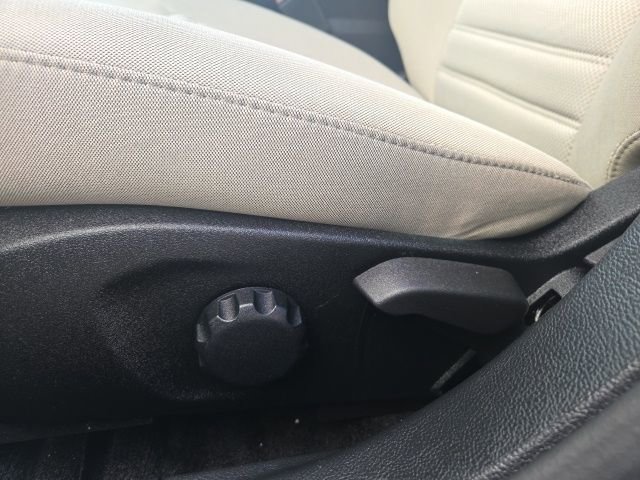 Used 2018 Ford Fusion S image 25