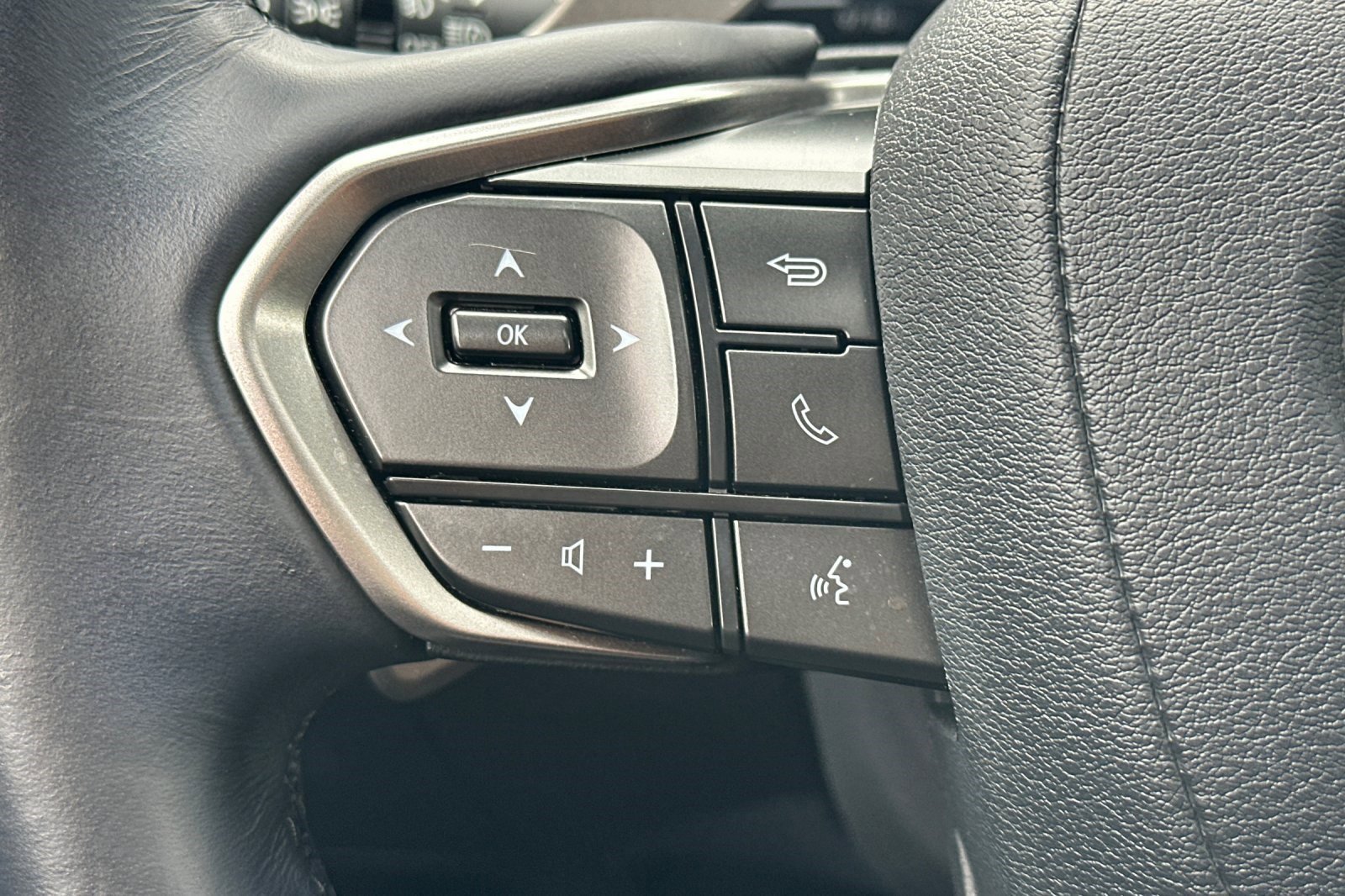 Used 2025 Lexus RX 350 Premium FWD image 30