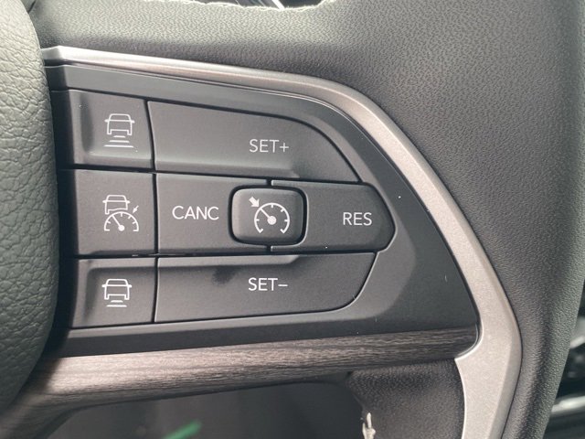 New 2025 Jeep Grand Cherokee Limited image 39