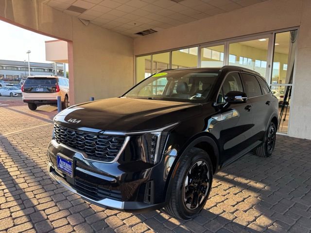 Used 2024 Kia Sorento S AWD/4WD image 1