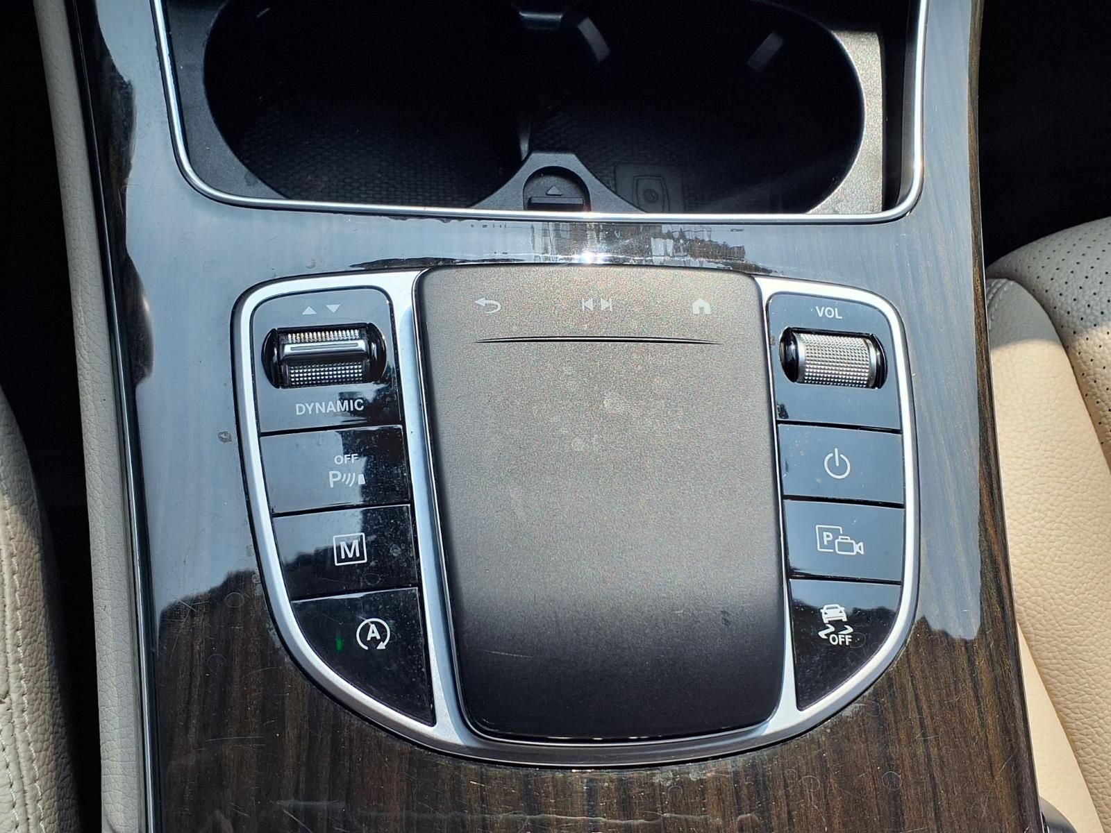 Used 2021 Mercedes-Benz GLC 300 image 13