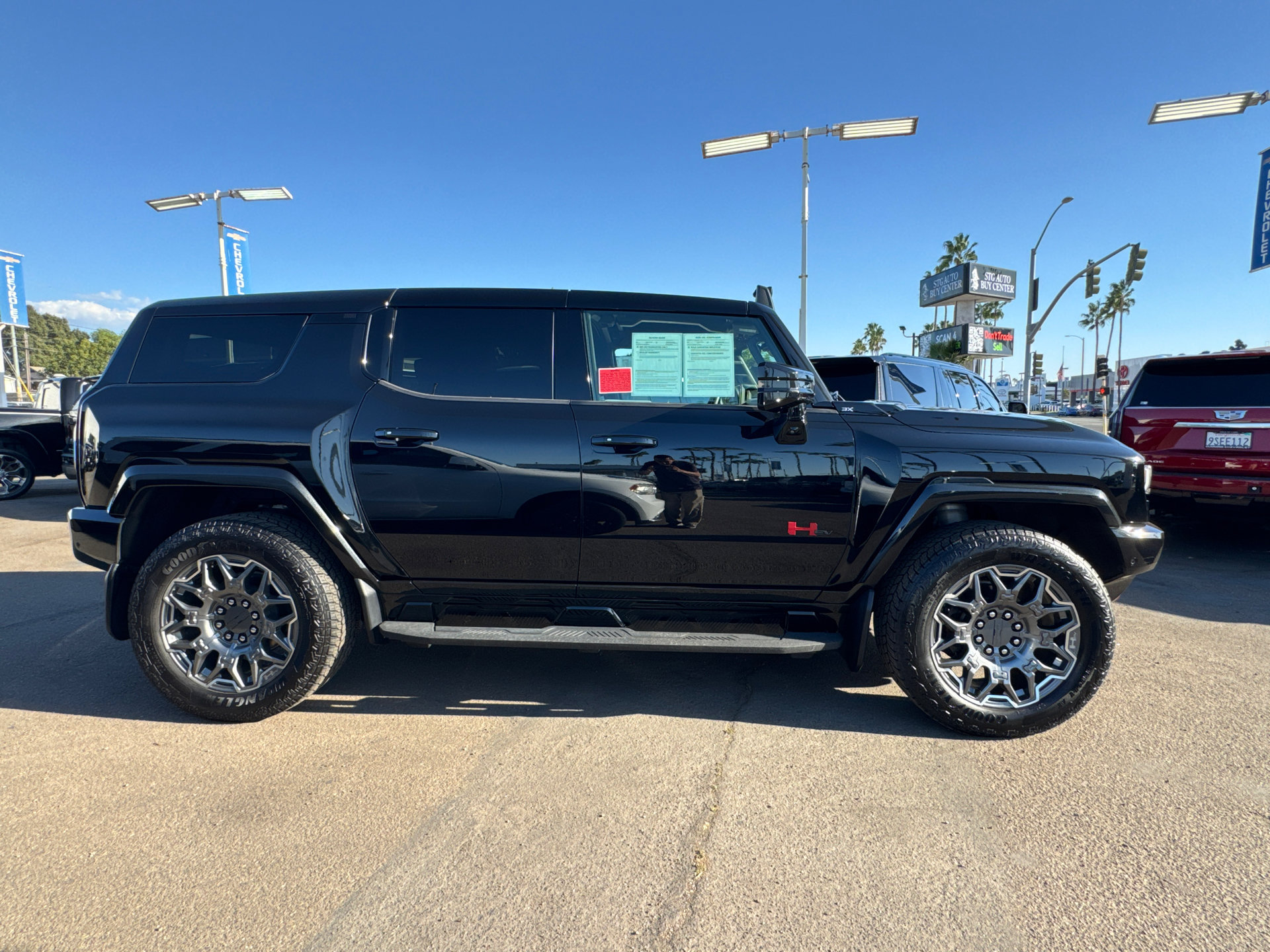 Used 2024 GMC Hummer EV 3X w/ LPO, Sport Package AWD/4WD image 6