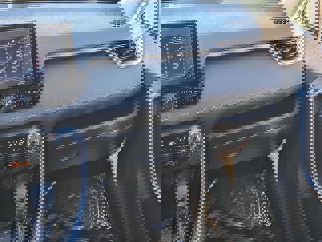 Used 2021 Toyota RAV4 XLE image 15