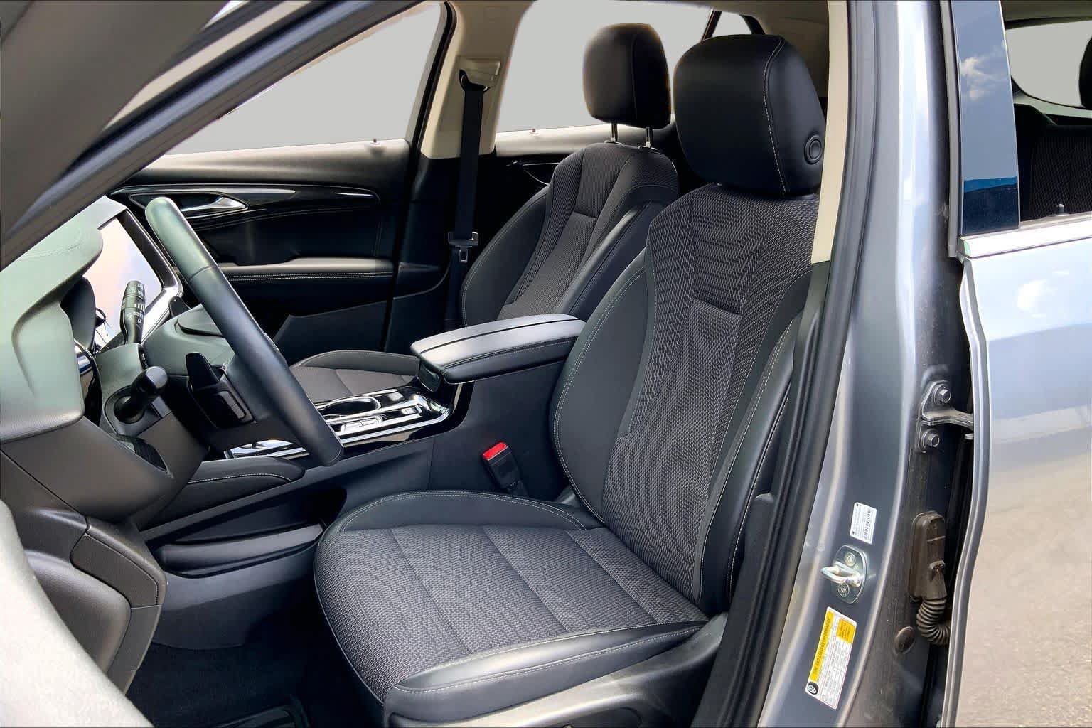 Used 2022 Buick Envision Preferred FWD image 8