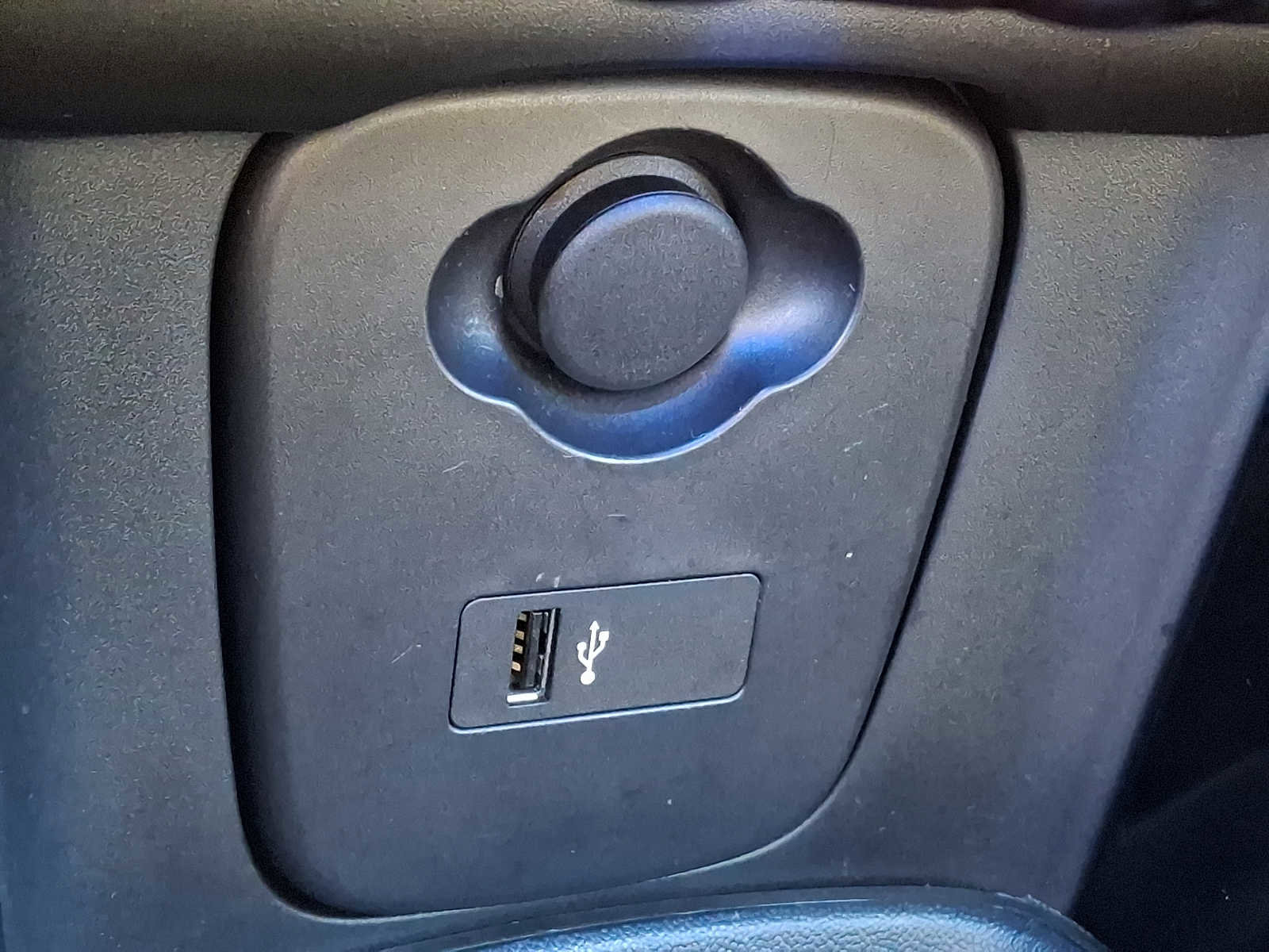 Certified 2024 MINI Cooper S image 23