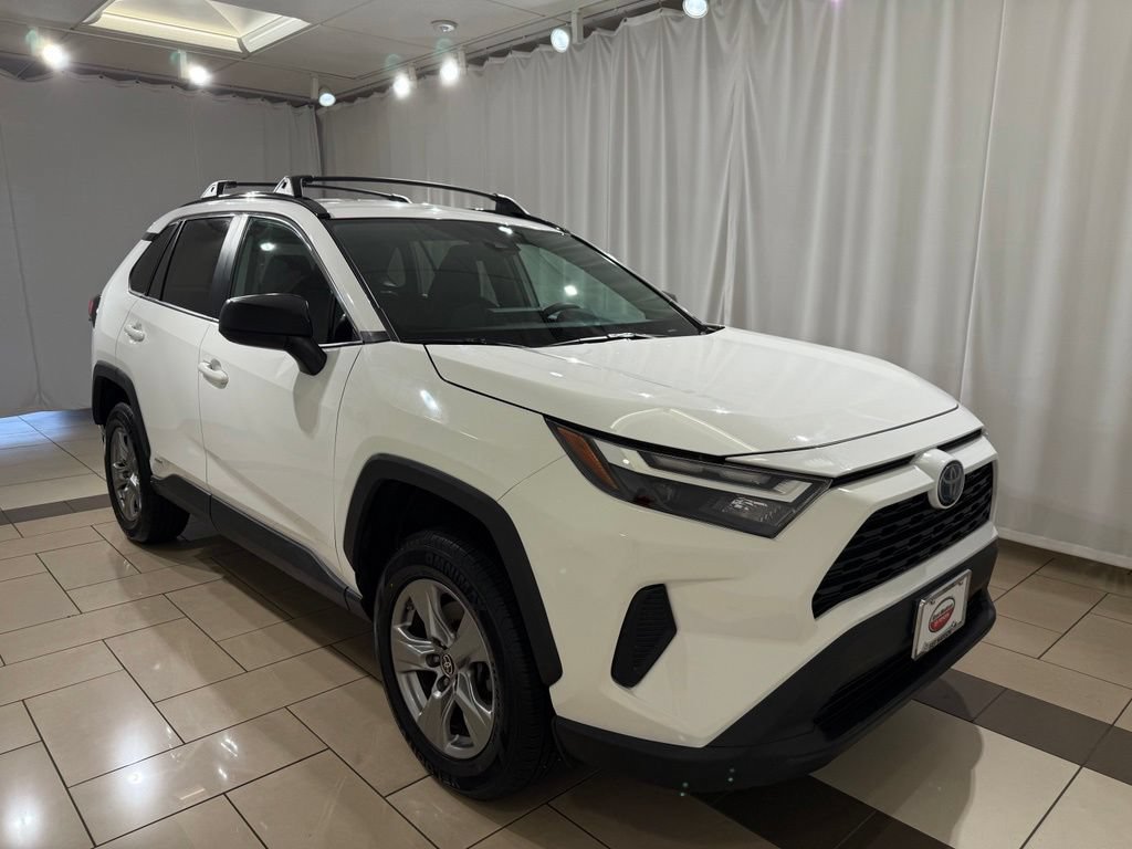 Certified 2024 Toyota RAV4 LE AWD/4WD image 7