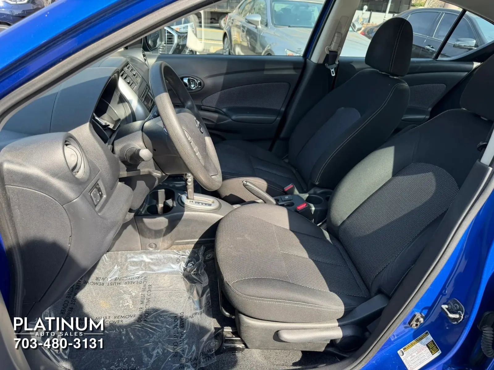 Used 2015 Nissan Versa SV FWD image 13