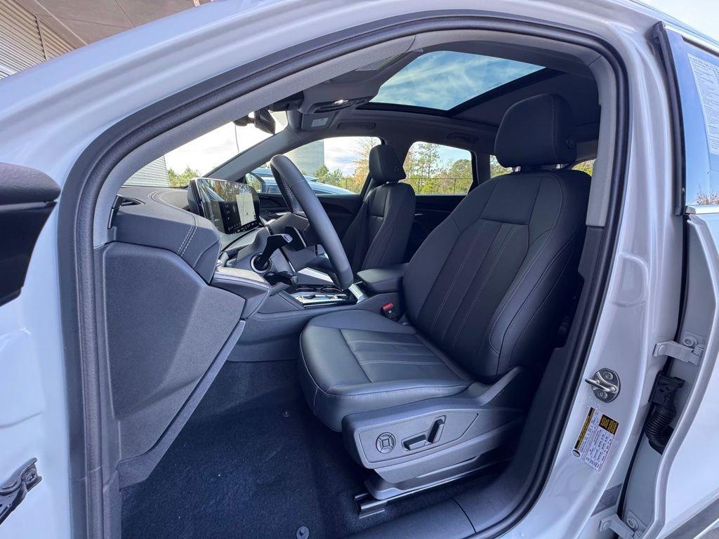 New 2025 Audi Q5 Premium image 5