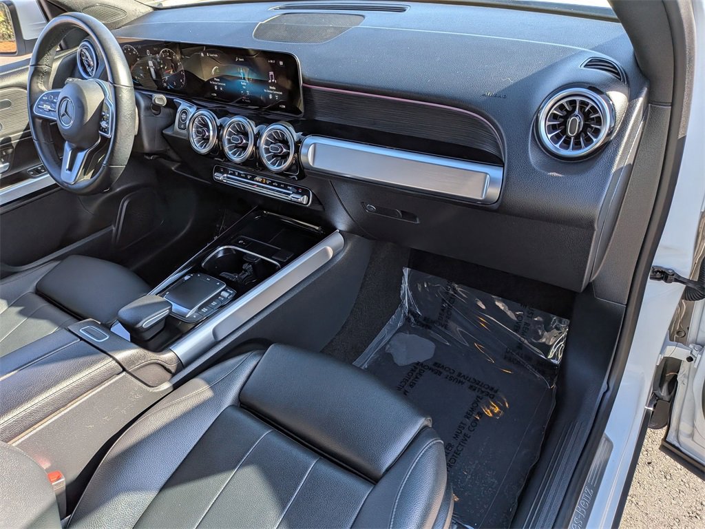 Used 2023 Mercedes-Benz GLB 250 image 9