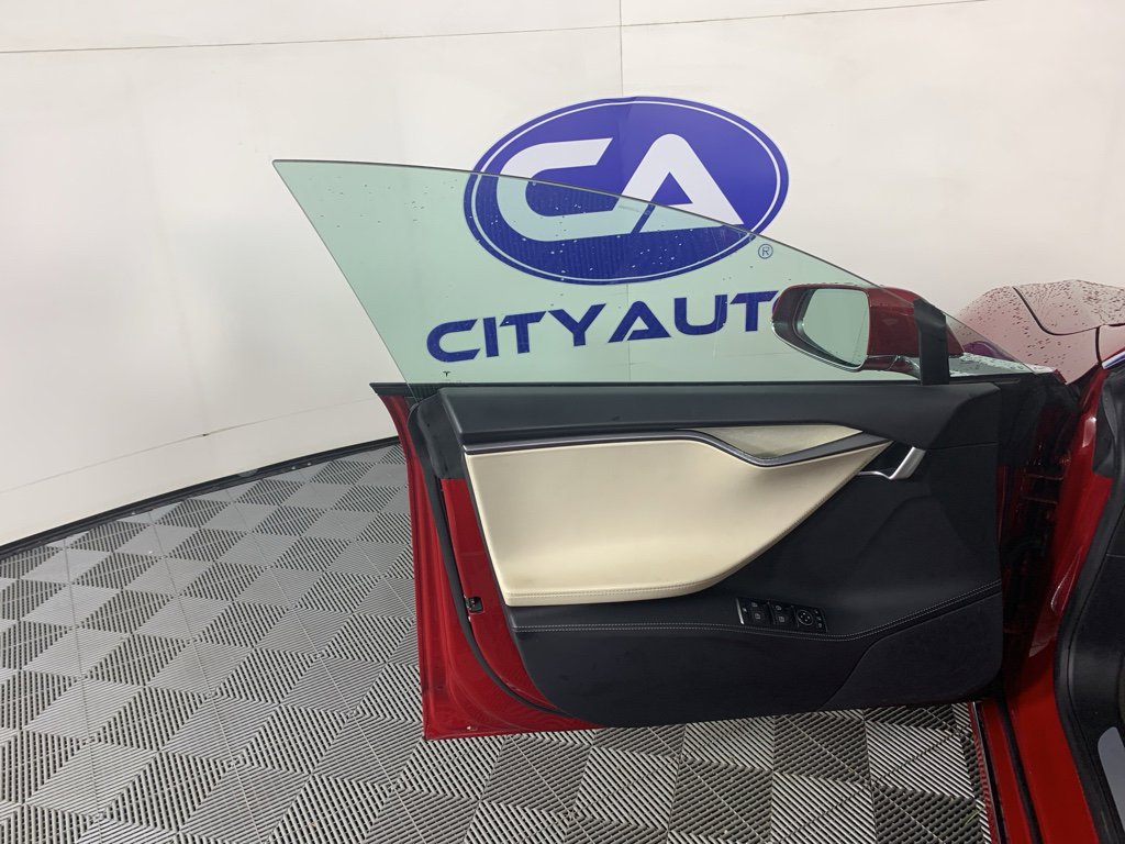 Used 2019 Tesla Model S 100D AWD/4WD image 14